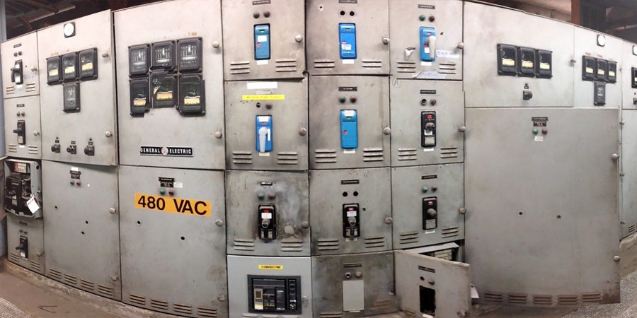 image of old switchgears